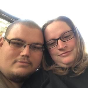 Meet your Posher, Dustin